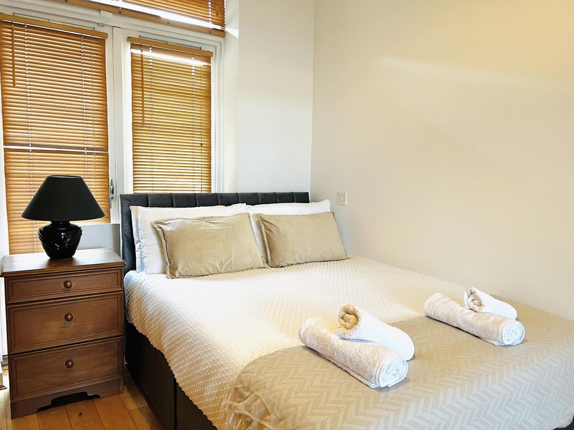 Cosy River View Flat At Temple Bar Dublin Dış mekan fotoğraf